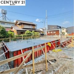 コチラは別アングルから見た外観写真です。