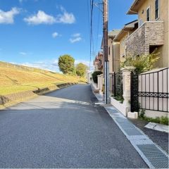 北前面道路から外観を見るとこんな感じ。