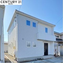 コチラは別アングルから見た外観写真です。