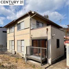 コチラは別アングルからの外観写真です。