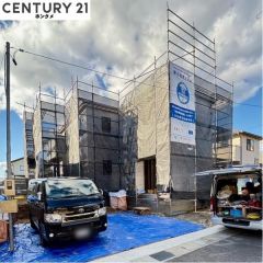 上棟しました。完成は来年1月の予定です。