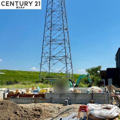 現在基礎の段階で、完成は10月の予定。