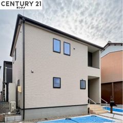 コチラは別アングルからの外観写真です。