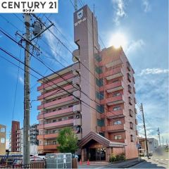 コチラは別アングルから見た外観写真です。