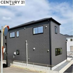 コチラは別アングルから見た外観写真です。