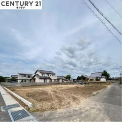現在は更地の状態で11月頃完成予定です。