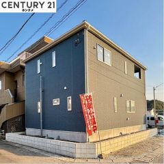 コチラは別アングルからの外観写真です。