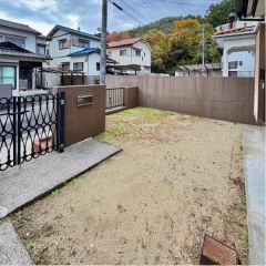 ちょっとしたお庭もありますよ♪