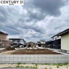 現在は更地の状態で10月頃完成予定です。