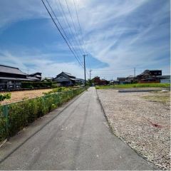南前面道路から外観を見るとこんな感じ