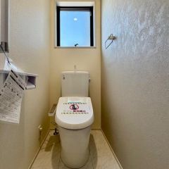 平屋ですが、トイレは2ヵ所ありますよ♪
