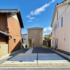 駐車協は3台分以上のスペースがあります。