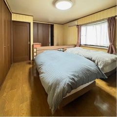 コチラは1階の北側にある洋室になります。