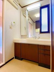 洗面台はクリーニング済みです。