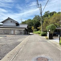 北前面道路から外観を見るとこんな感じ。