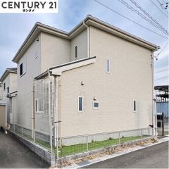 コチラは別アングルから見た外観写真です。