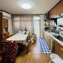 コチラはダイニング部分の写真になります。