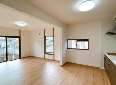 コチラは別アングルからの写真になります。