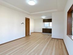 コチラは別アングルからの写真になります。