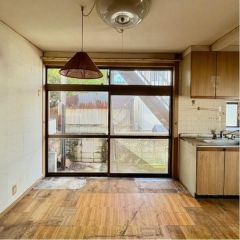 コチラはキッチン側から見たLDKです。