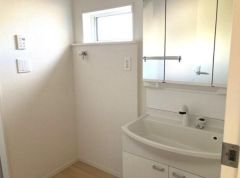 洗面台はシャンプードレッサー仕様です。