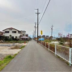 北前面道路は約11ｍありとても広いです。