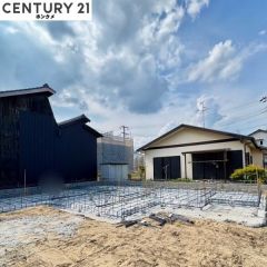 現在基礎の段階で完成は11月の予定です。
