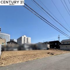 現在更地の段階です。これから基礎作りです