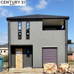 コチラは別アングルから見た外観写真です。