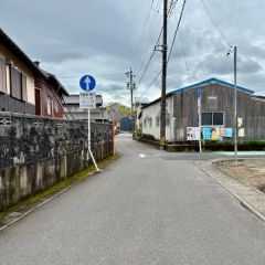 南東前面道路から外観を見るとこんな感じ