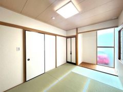 コチラは1階の北側ある和室になります。