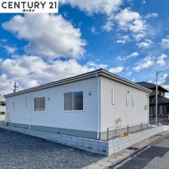 コチラは北側から見た外観です。