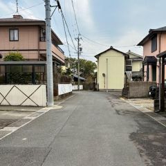 北前面道路から外観を見るとこんな感じ