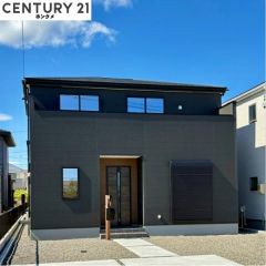 コチラは別アングルから見た外観写真です。