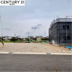 現在は更地の状態で、9月頃完成予定です。