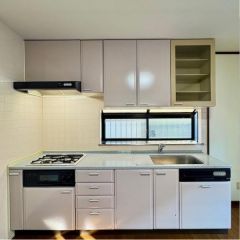 機能的で使いやすいシステムキッチンです。