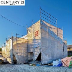 上棟しました。完成は1月の予定です。