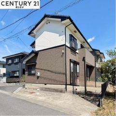 コチラは別アングルから見た外観写真です。