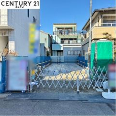 現在更地の段階です。これから基礎作りです