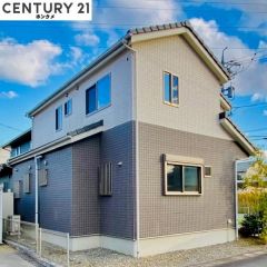 コチラは別アングルから見た外観です。