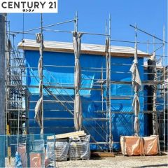 上棟しました。9月頃完成予定です。