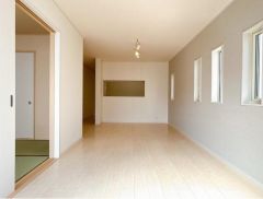 コチラは別アングルからの写真になります。