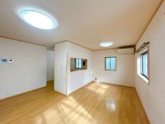 コチラは別アングルからの写真になります。