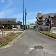 南前面道路から外観を見るとこんな感じ