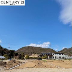 現在は更地の状態で、9月頃完成予定です。