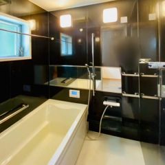 まるで高級マンションを思わせる室内です。