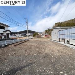 現在更地の段階で4月の完成予定です。