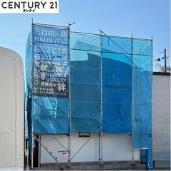 コチラは建物北側から見た外観になります。