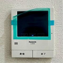 TVモニターホンで来訪者をチェック。