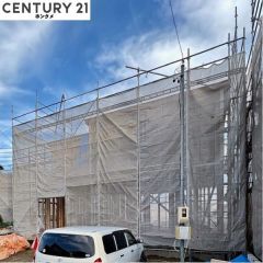 上棟しました。完成は来年1月の予定です。